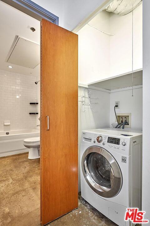 1855 E Industrial St #1855-302 - Photo 3 of 29