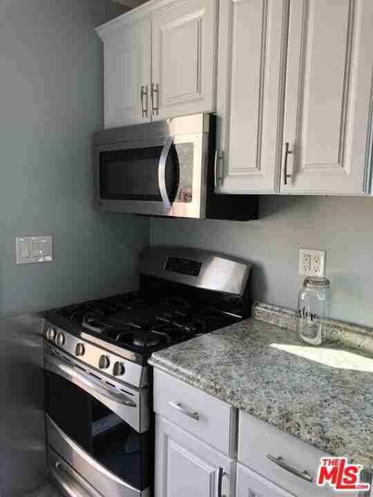 4922 1/2 Genevieve Ave #4922 - Photo 3 of 15
