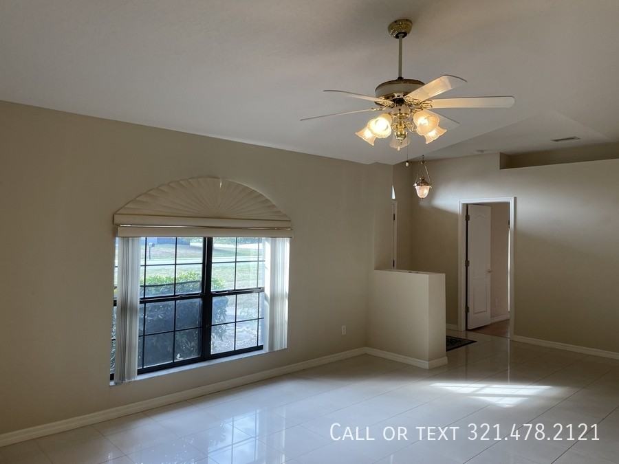 611 Americana Blvd Ne - Photo 7 of 34