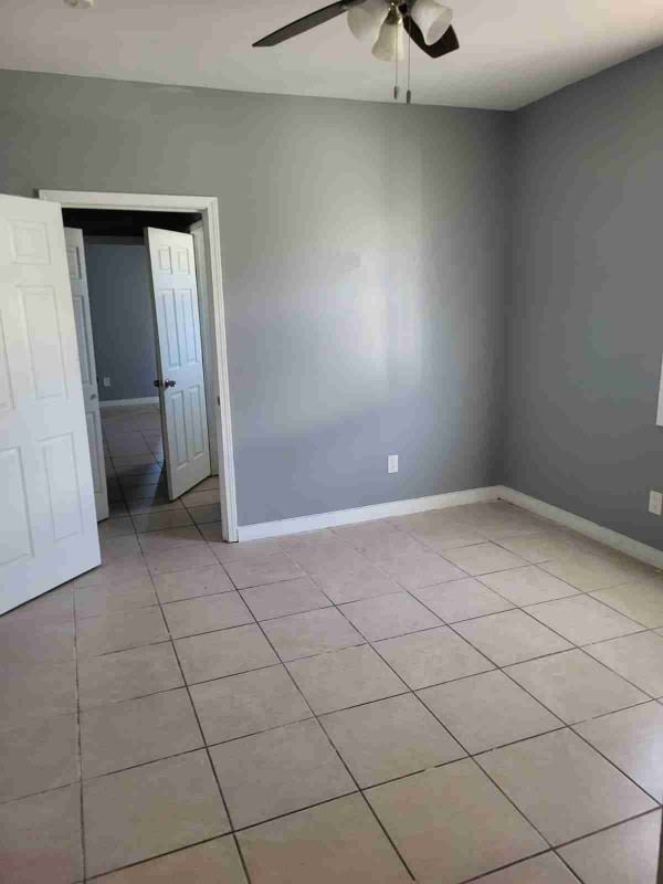 2122 Desire St - Photo 3 of 4