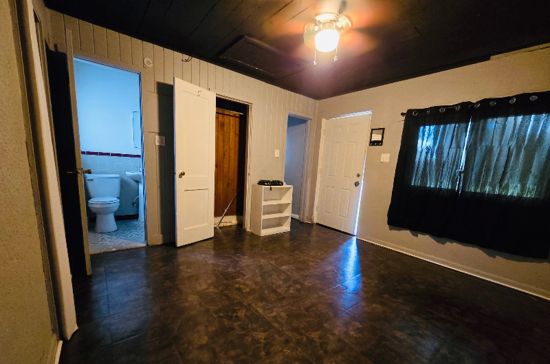 8010 Se Us Hwy #2A - Photo 6 of 7