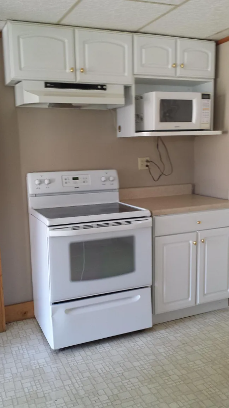 1311 S State St #1 - Photo 3 of 18