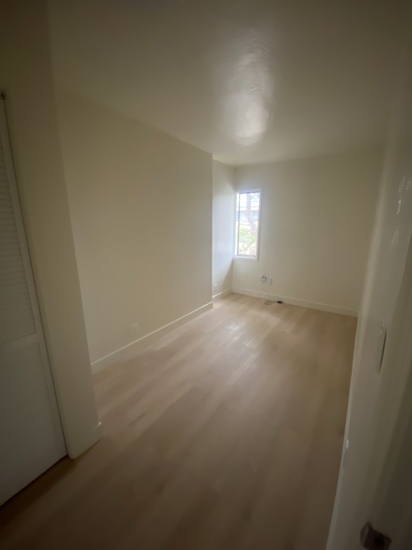 2480 Virginia St #8 - Photo 2 of 18