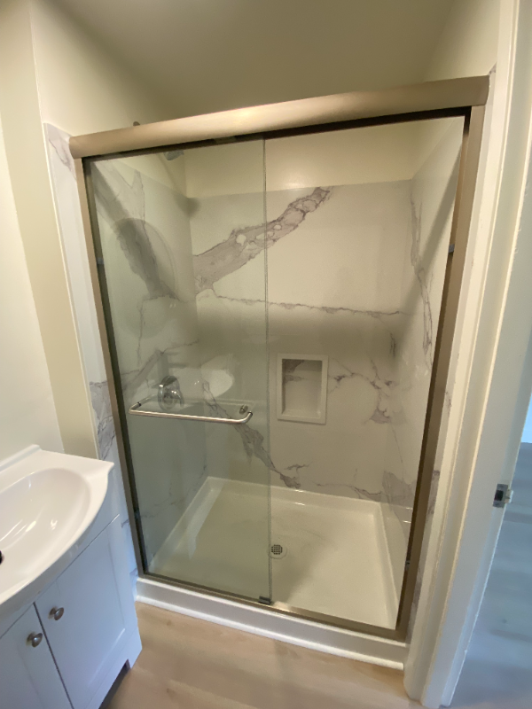 2480 Virginia St #8 - Photo 4 of 18