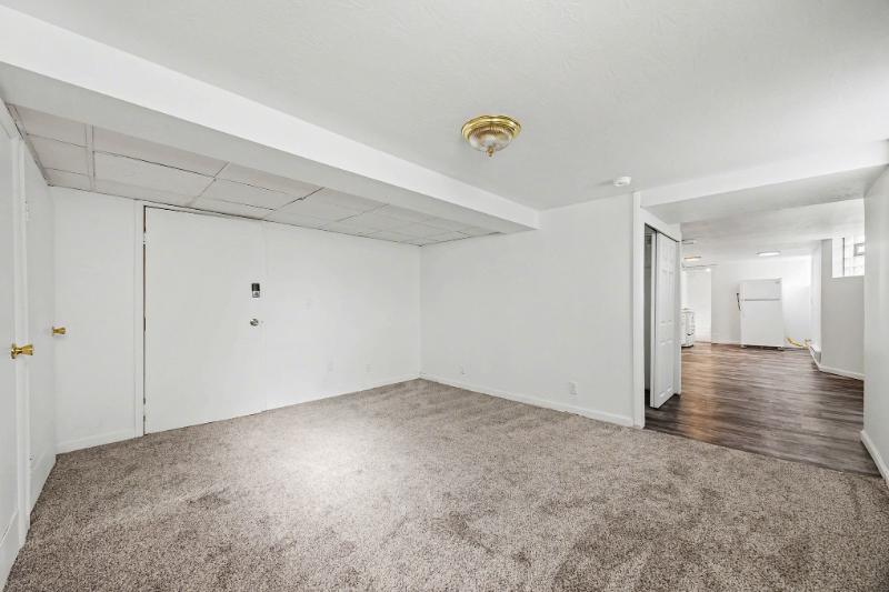 37 Euclid St #4 - Photo 4 of 12