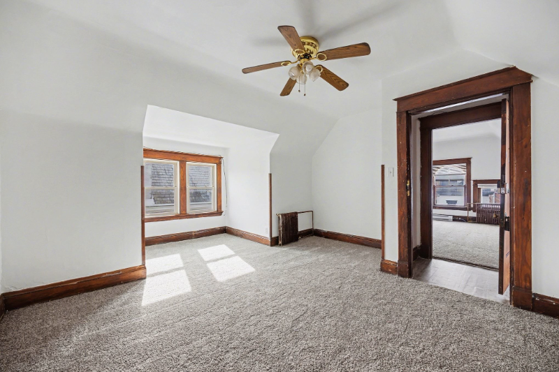 37 Euclid St #3 - Photo 3 of 10