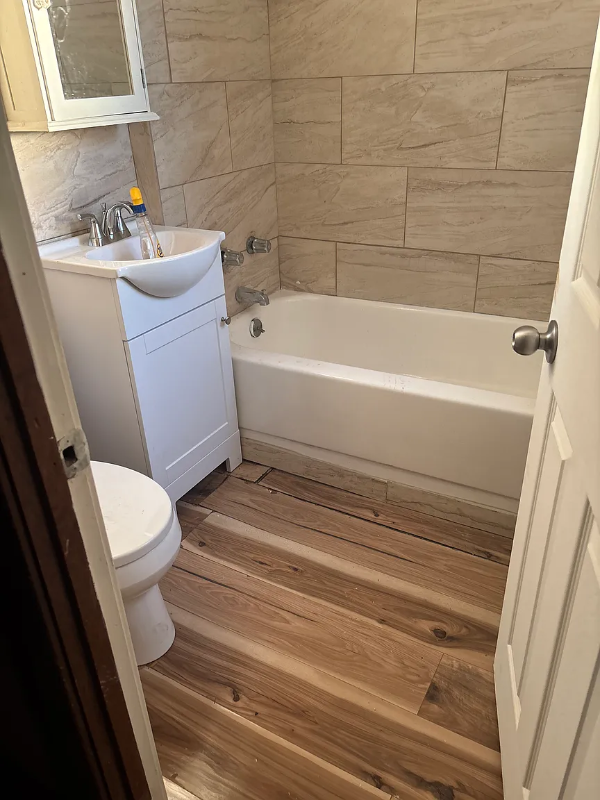 10919 S Vernon Ave #10921-1 - Photo 2 of 10