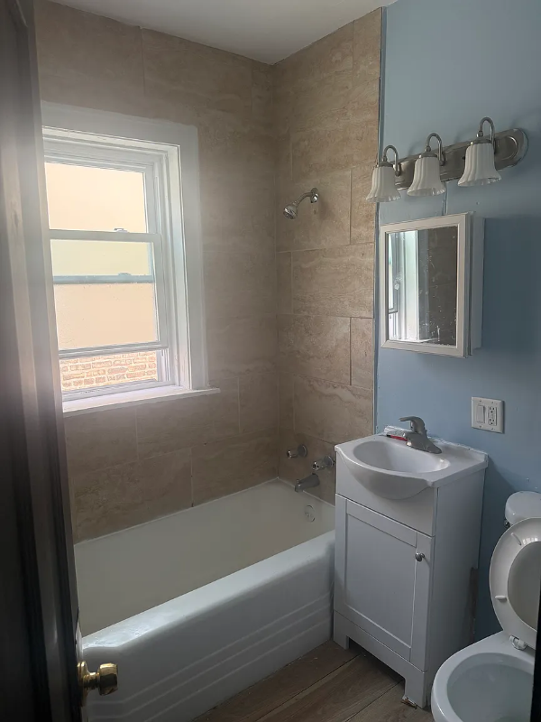 10919 S Vernon Ave #10921-1 - Photo 7 of 10