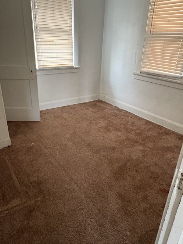 1910 Maple St - Photo 3 of 12