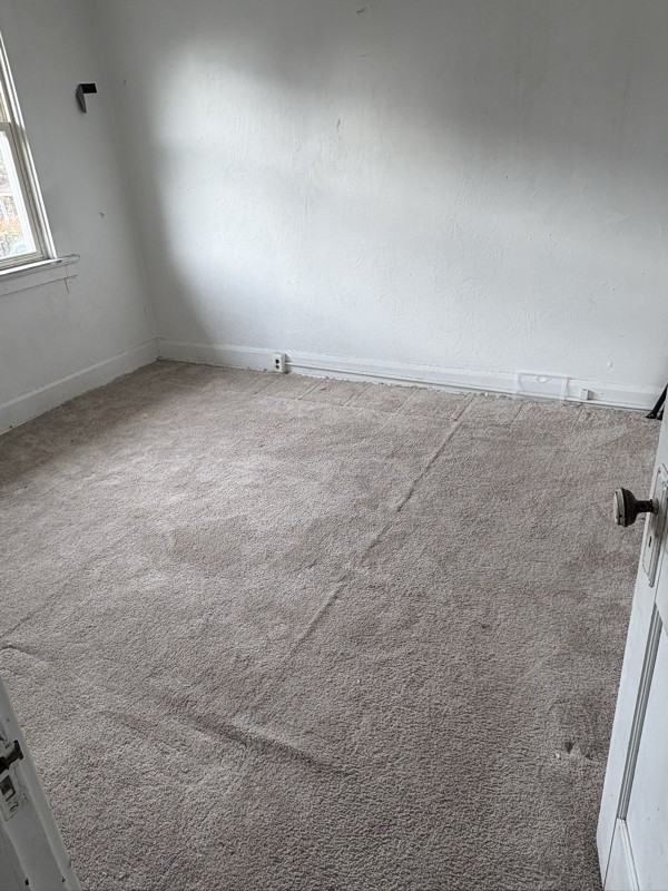 1910 Maple St - Photo 4 of 12