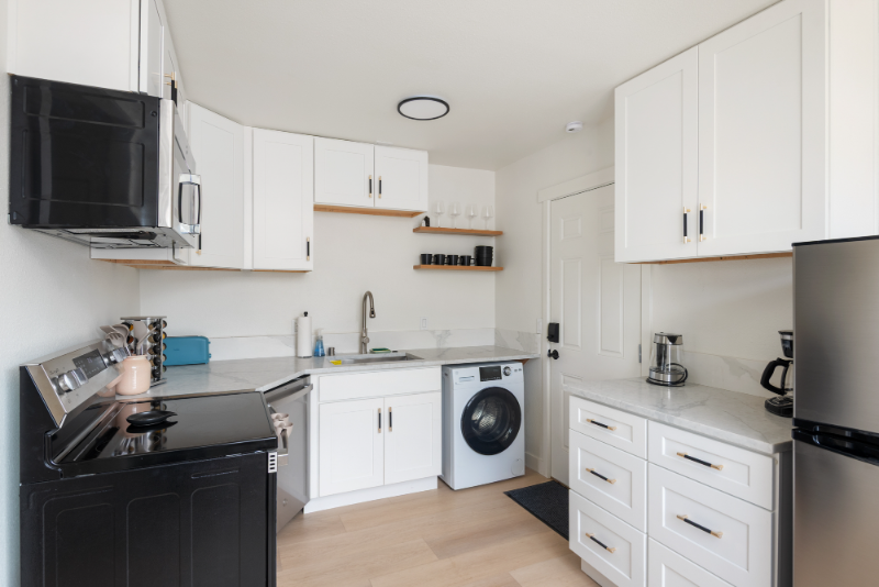 5134 Ne 22nd Ave #5134NE22nd - Photo 6 of 9