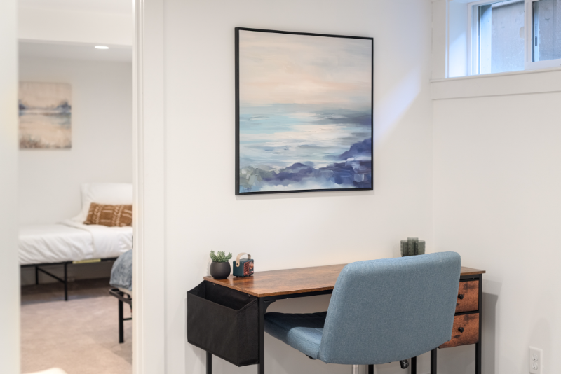 9438 N Portsmouth Ave #B - Photo 3 of 8