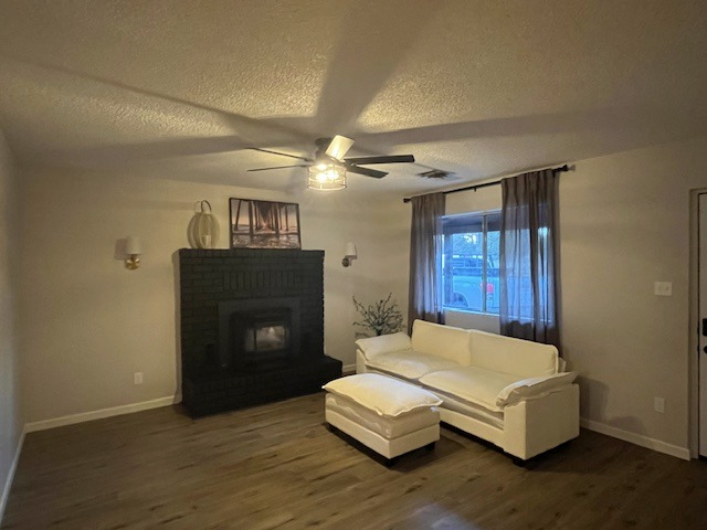 960 N 32nd Ave - Photo 2 of 15