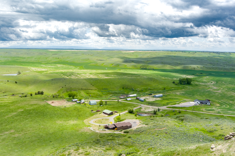1602 Indian Creek Frontage Rd - Photo 2 of 17