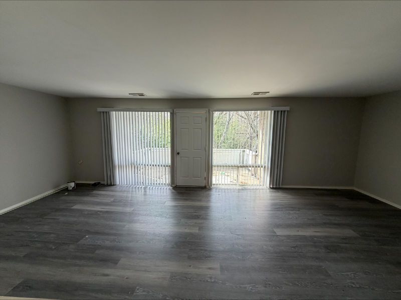 568 Wilson Bridge Dr #D2 - Photo 2 of 11