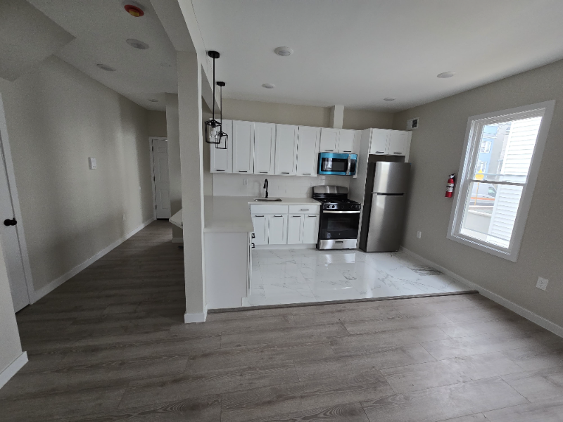 201 Maple Ave #1 - Photo 5 of 11