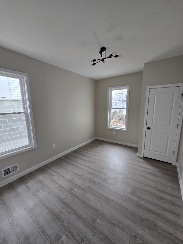 201 Maple Ave #1 - Photo 7 of 11