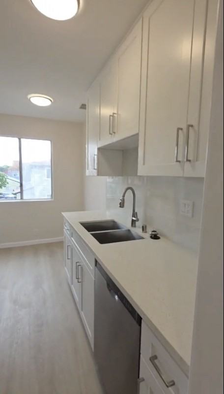 1134 E Doran St #6 - Photo 3 of 9