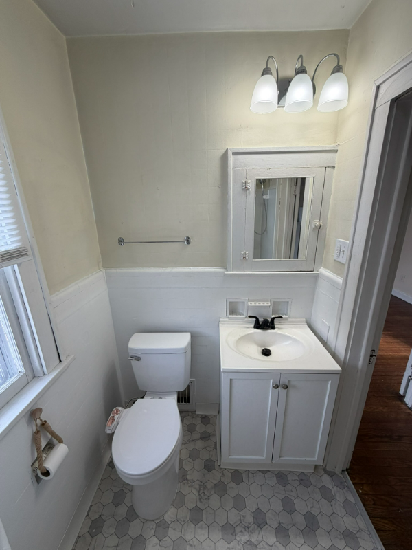 1320 Broad Blvd - Photo 7 of 9