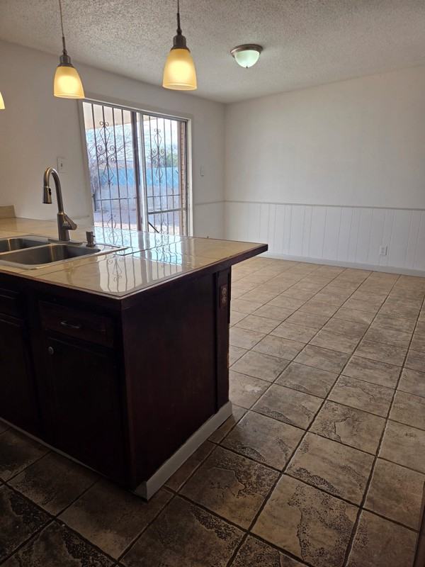 5620 Salem Dr - Photo 6 of 14