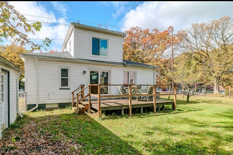 270 W Glendale St - Photo 3 of 13