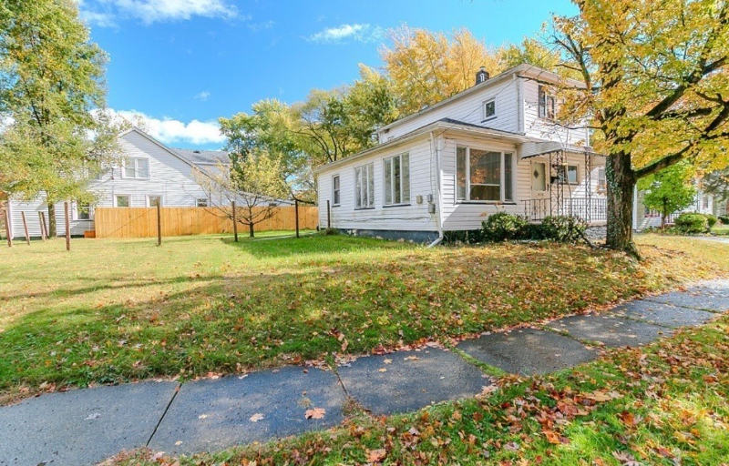 270 W Glendale St - Photo 6 of 13