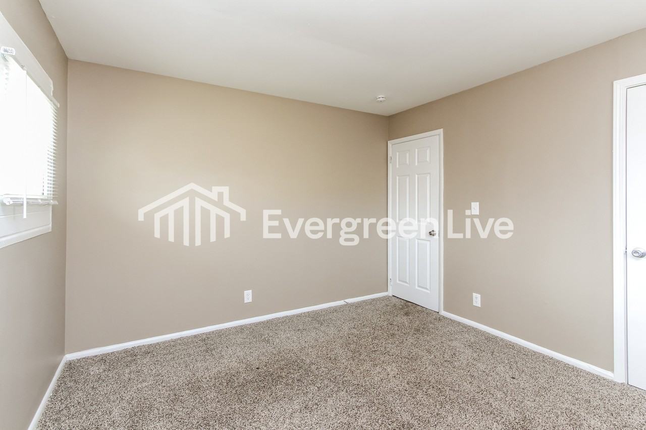 4019 Biscayne Rd - Photo 7 of 15