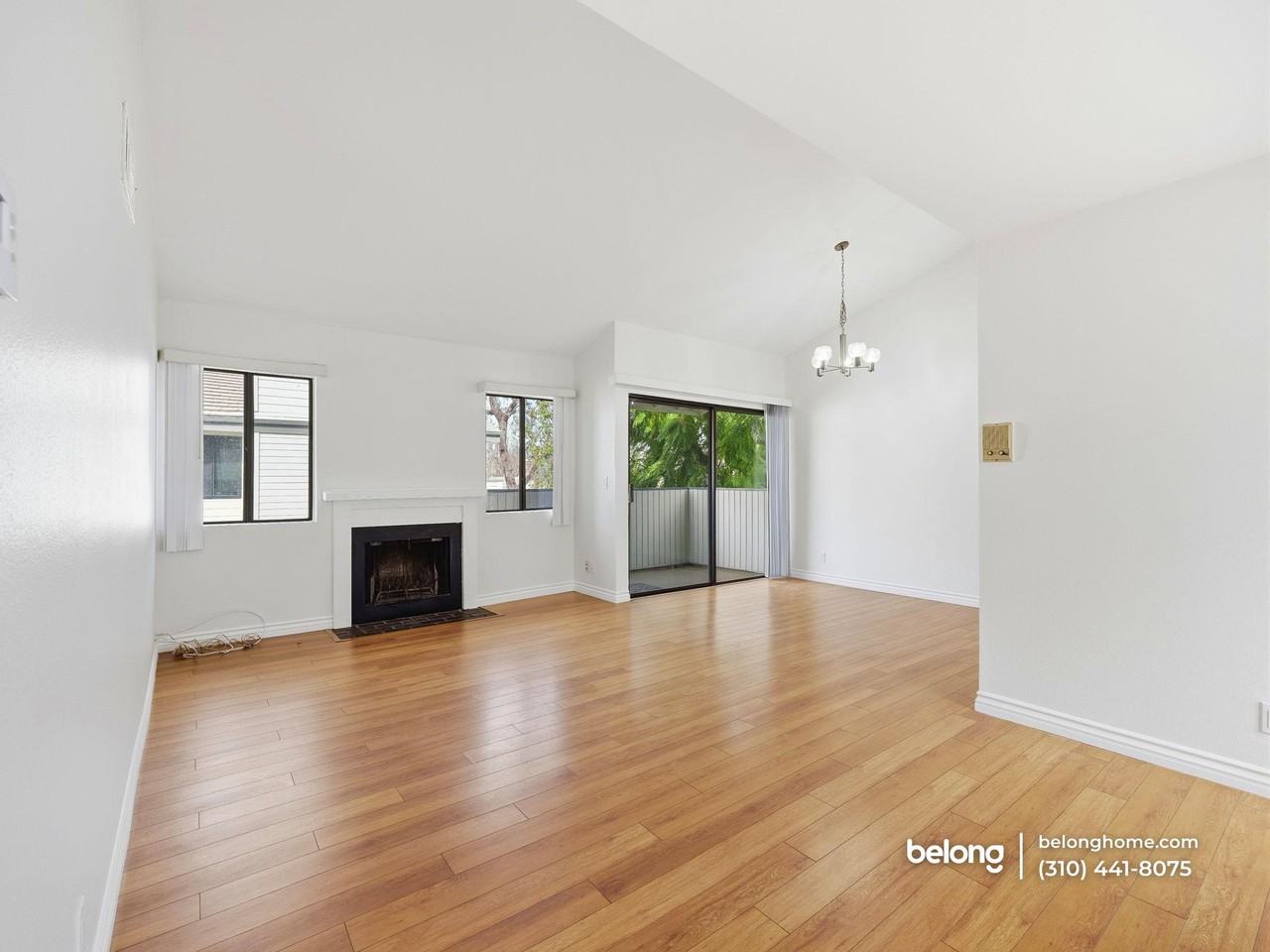 10512 Sunland Blvd #5 - Photo 5 of 25