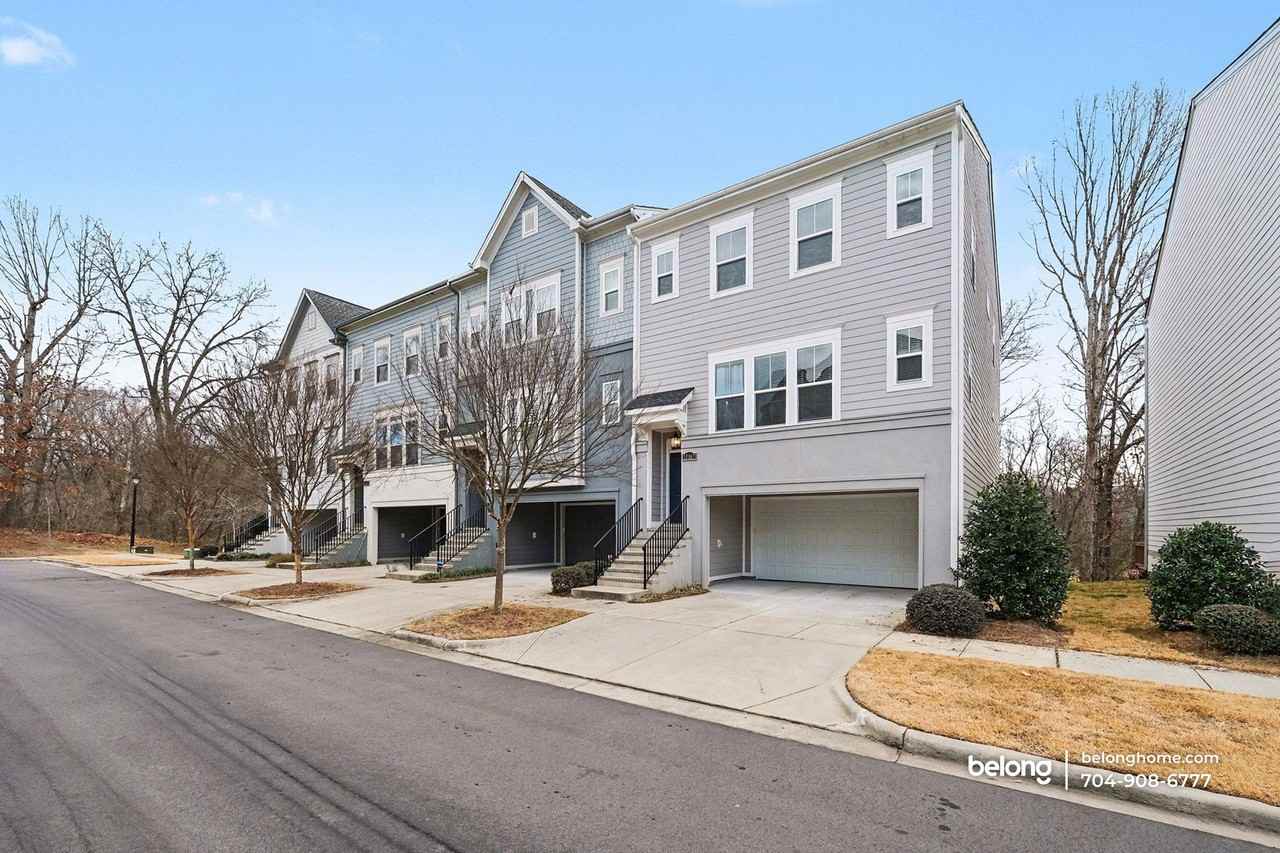 15167 Rocky Bluff Loop - Photo 3 of 34