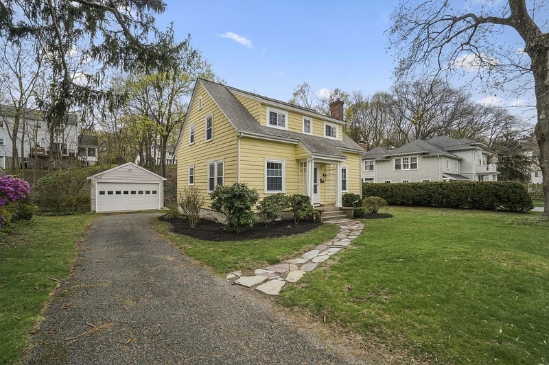 5 Greenlawn Ave - Photo 2 of 13