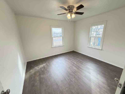 515 N Key Blvd - Photo 3 of 9