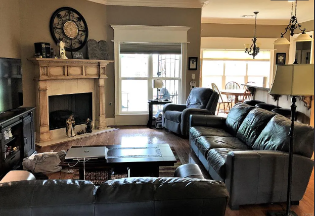 1686 Pebble Creek Dr - Photo 6 of 8