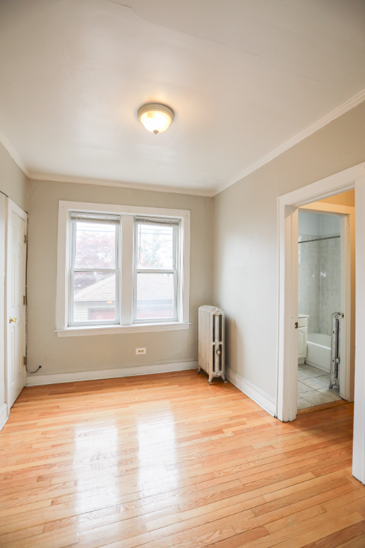 4524 N Damen Ave #2 - Photo 3 of 7