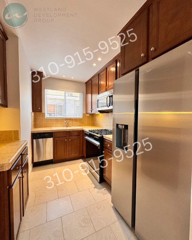 3166 S Barrington Ave #204 - Photo 6 of 17