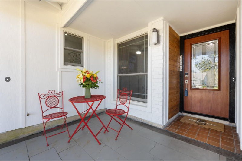 2505 Lazy Oaks Dr - Photo 2 of 20