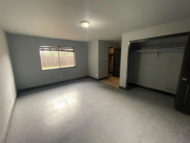 1947 Yale Ave - Photo 7 of 8