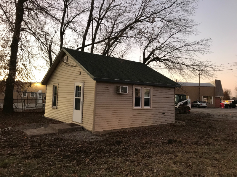 1408 S Commercial St #B - Photo 2 of 2