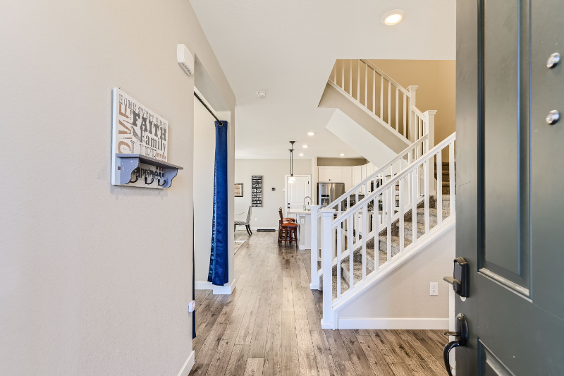 23281 E Jamison Dr - Photo 2 of 20