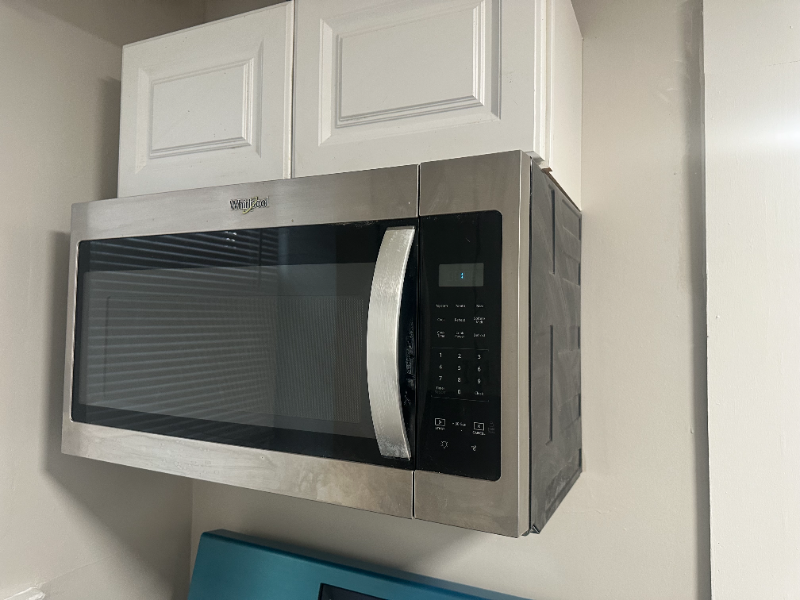 9 Bentley Ave #17B - Photo 2 of 20