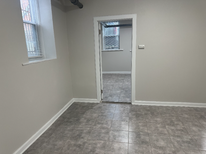 9 Bentley Ave #17B - Photo 5 of 20