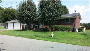 featured image of 1325 S College St