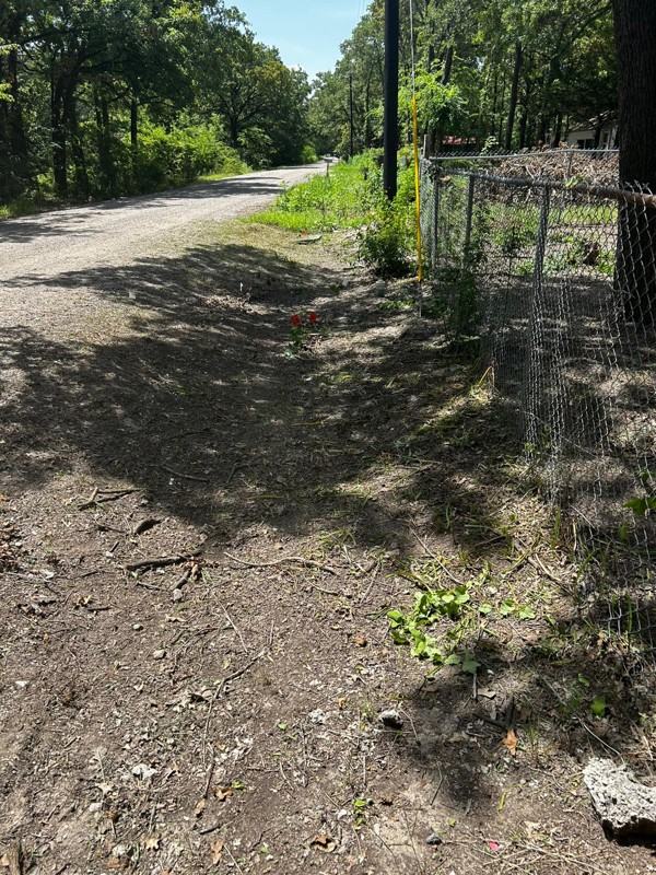 121 Telephone Rd - Photo 5 of 17