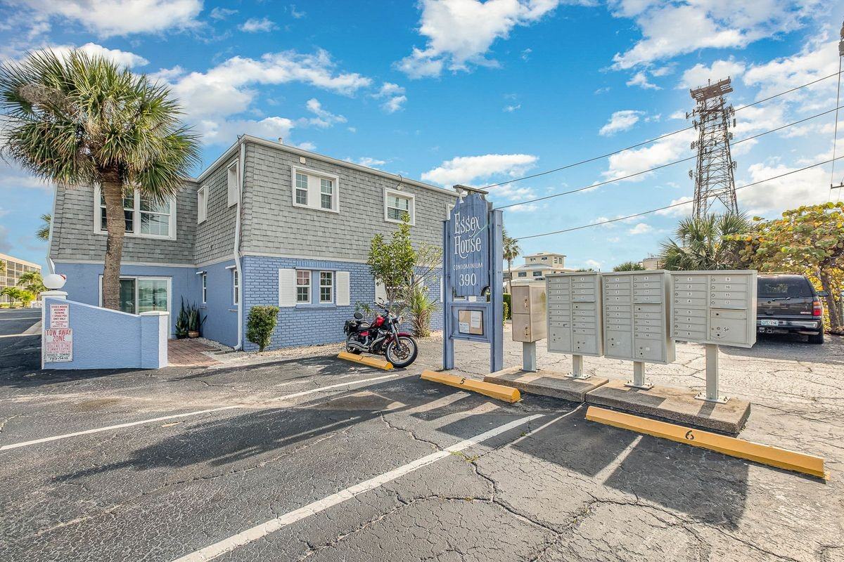 390 W Cocoa Beach Cswy - Photo 6 of 24
