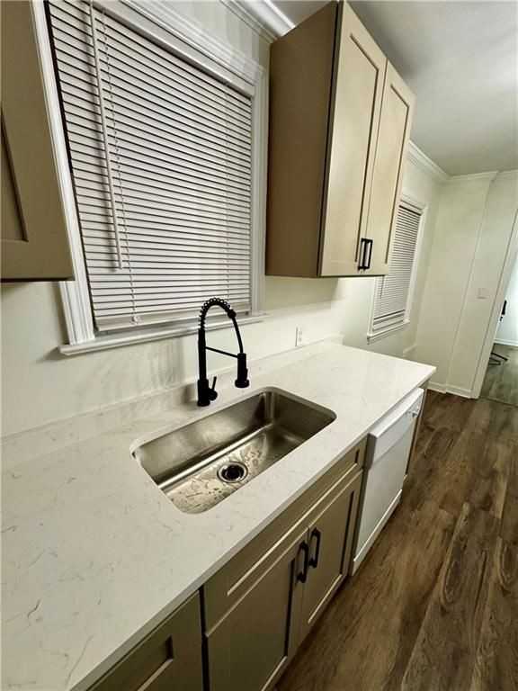 153 Holmes Rd - Photo 3 of 9