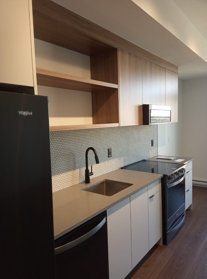 515 Chatham Street #412 - Photo 2 of 11