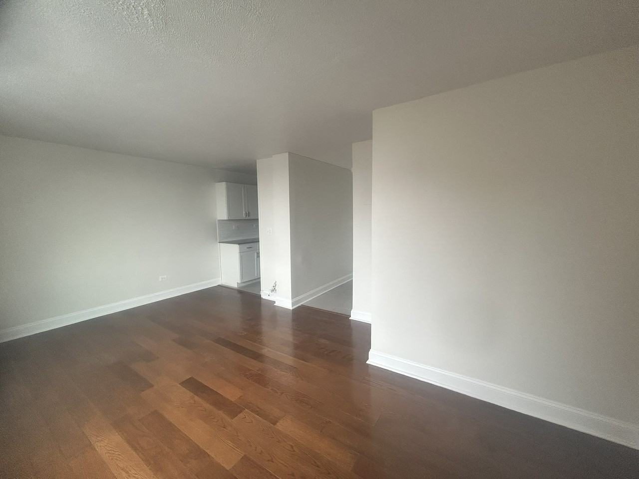 Broadway - Photo 4 of 4