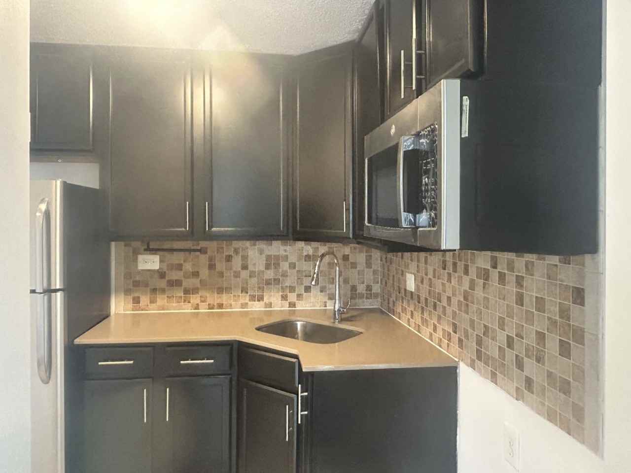 3333 Broadway - Photo 3 of 9