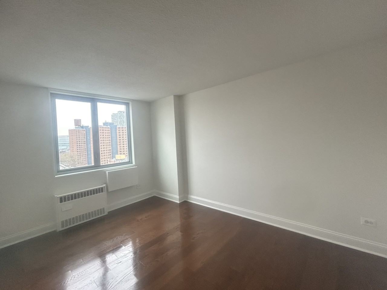 3333 Broadway - Photo 6 of 9