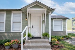 111 S Olive St #A - Photo 1 of 1