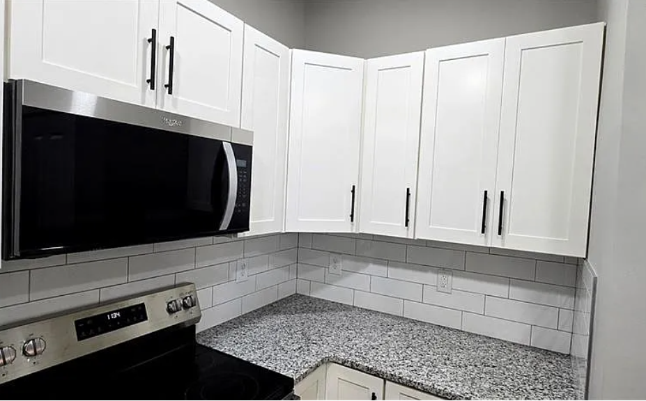 3557 Meadow Lane - Photo 6 of 12